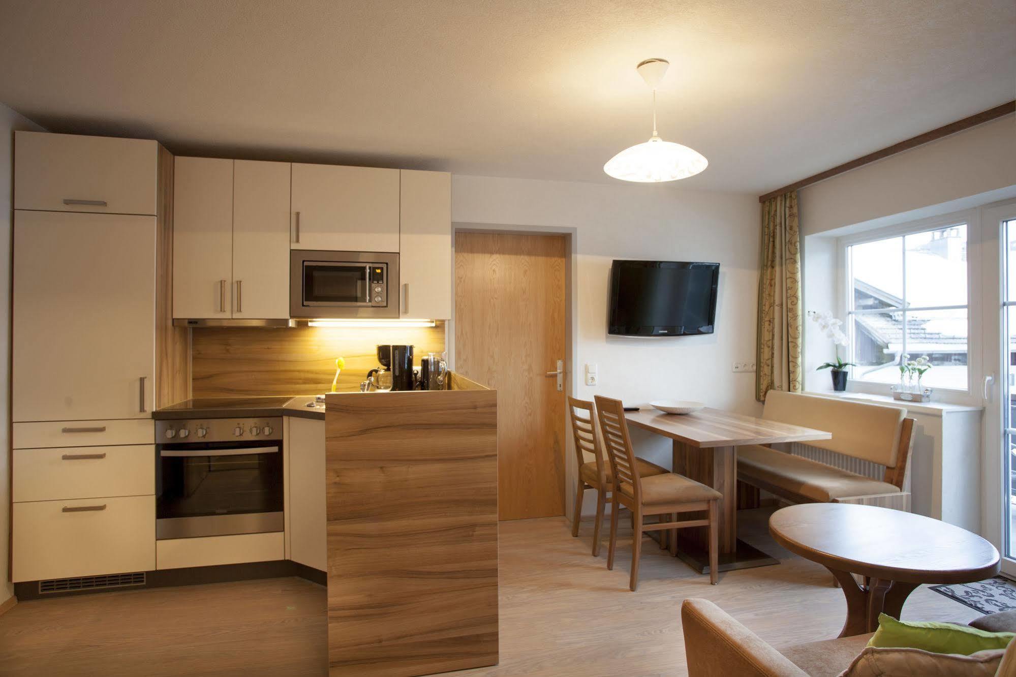 Alpenhof Waengle Aparthotel Reutte Ngoại thất bức ảnh